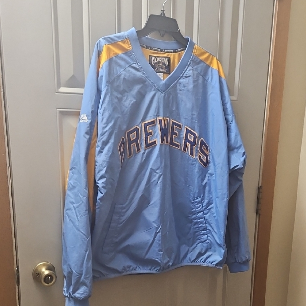 Vintage Milwaukee Brewers Majestic Large Pullover Windbreaker